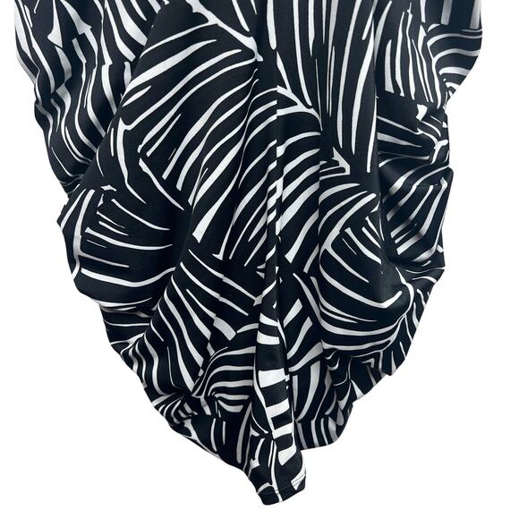 Lane Bryant Black & White Women's Bathing Suit Size 16 Padded Cups - Picture 11 of 16